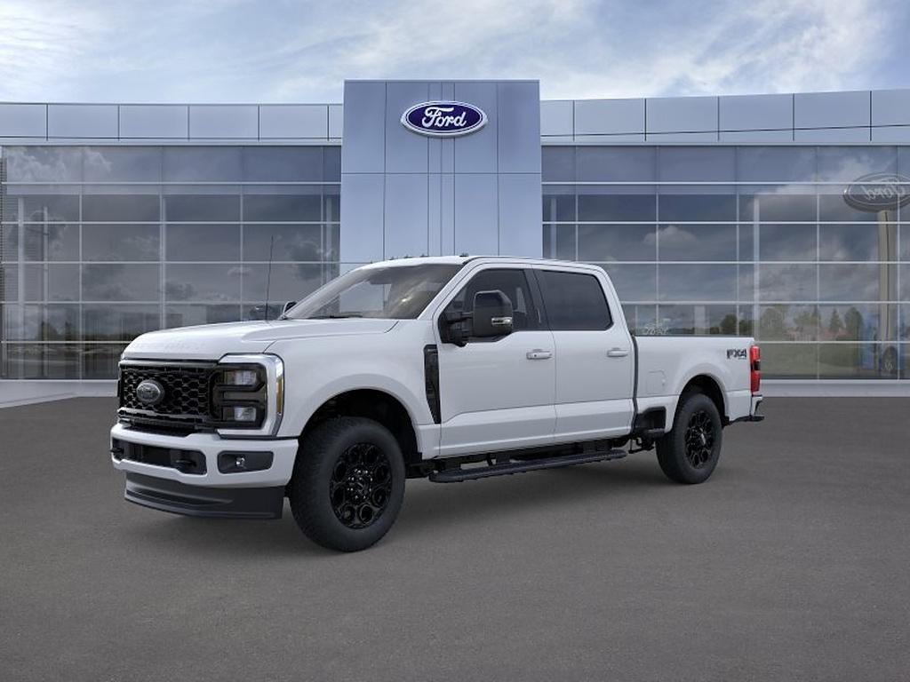 OXFORD WHITE 2026 Ford F-250 Super Duty Lariat Crew Cab 4WD Pickup Truck Four-Wheel Drive Automatic