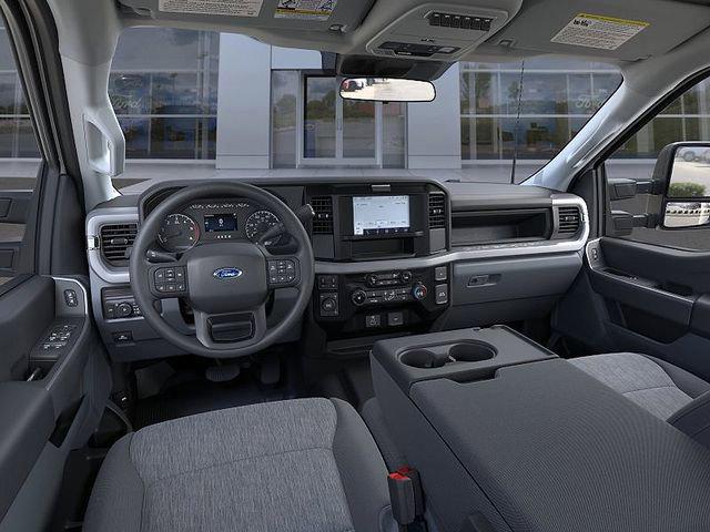 2026 Ford F-550 XL