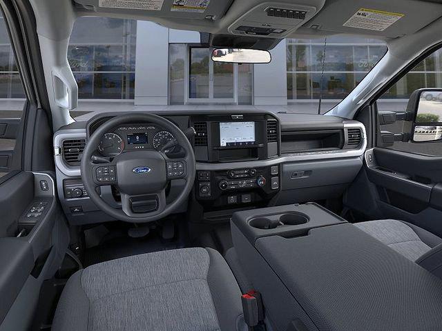 2026 Ford F-550 XL