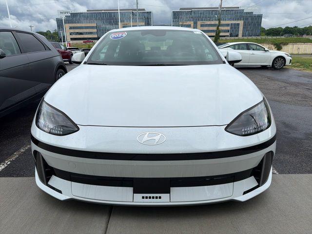 2024 Hyundai IONIQ 6 SE