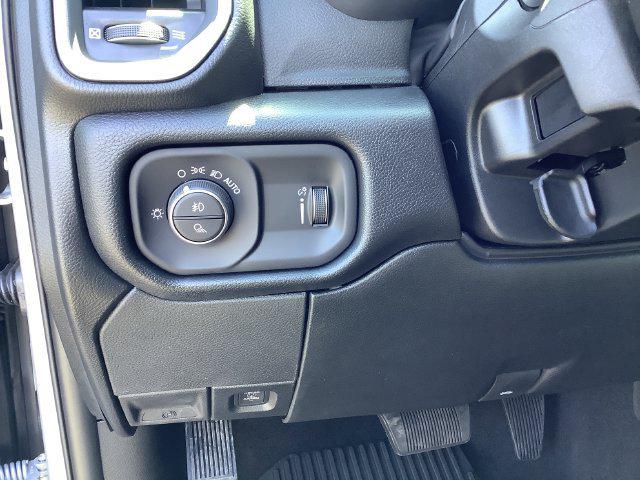 2026 Ram 3500 Tradesman Crew Cab 4x4 8 Box