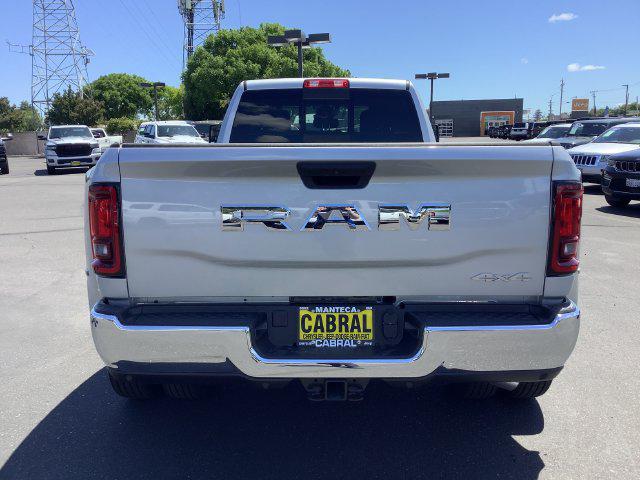 2026 Ram 3500 Tradesman Crew Cab 4x4 8 Box