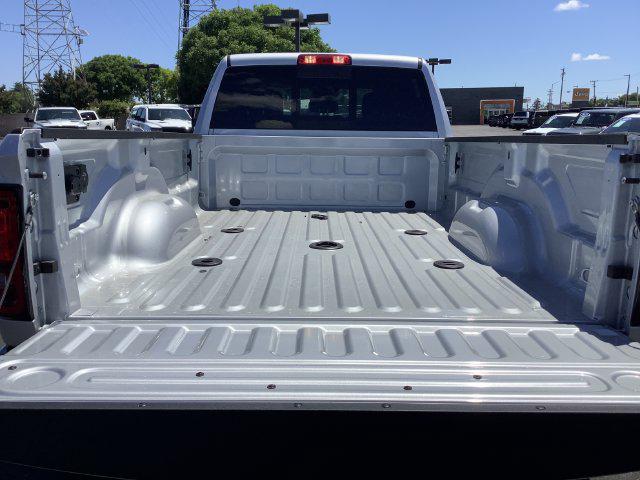 2026 Ram 3500 Tradesman Crew Cab 4x4 8 Box