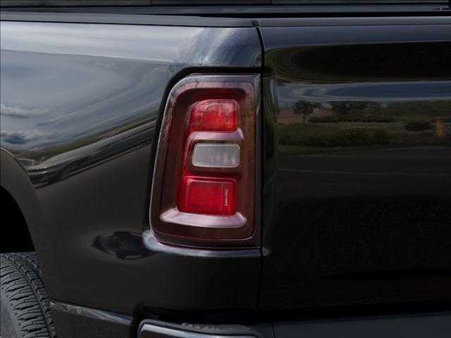 2026 Ram 1500 Express Crew Cab 4x4 5'7" Box