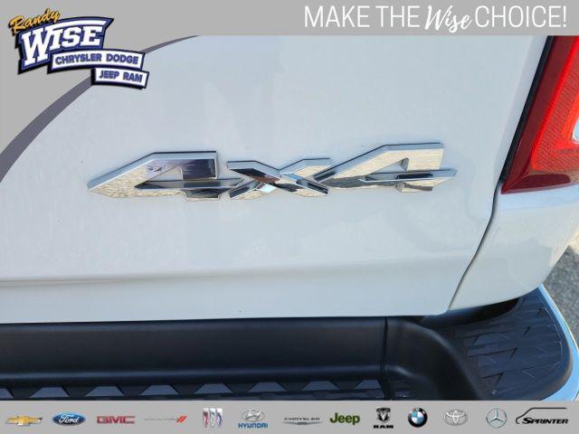 2021 Ram 1500 Big Horn Crew Cab 4x4 5'7" Box