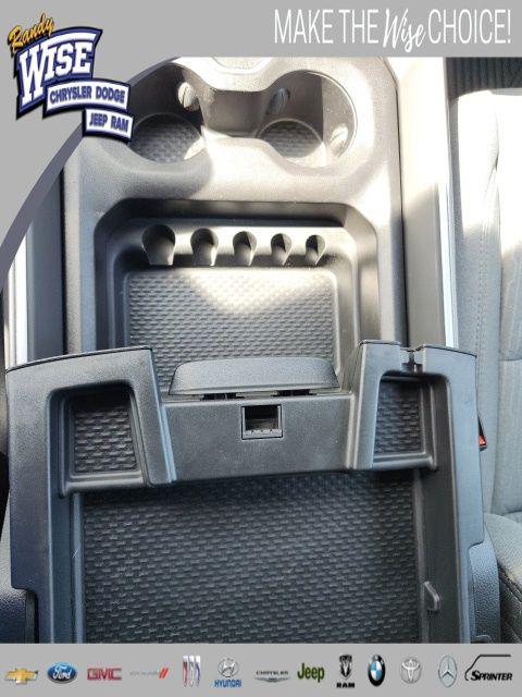 2021 Ram 1500 Big Horn Crew Cab 4x4 5'7" Box