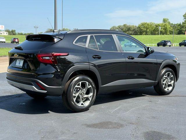 2025 Chevrolet Trax FWD LT