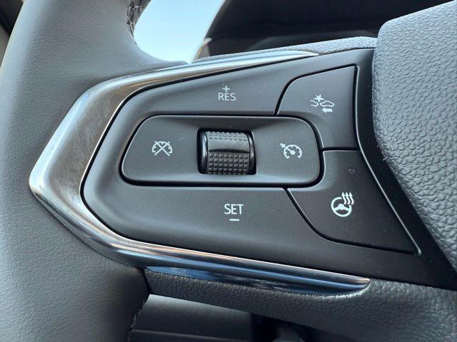 2025 Chevrolet Trax FWD LT