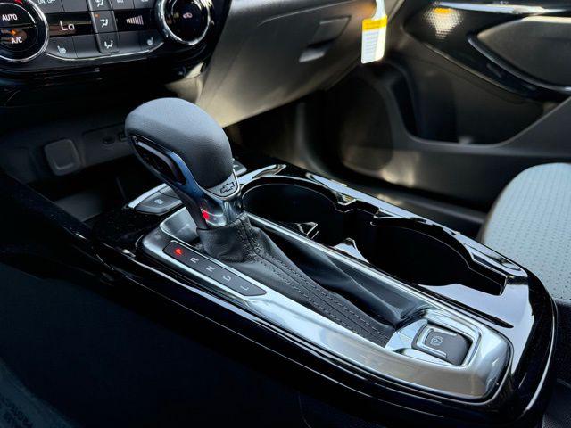 2025 Chevrolet Trax FWD LT