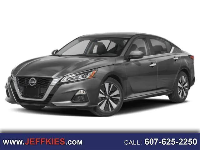 2022 Nissan Altima SV FWD for sale in Apalachin, NY