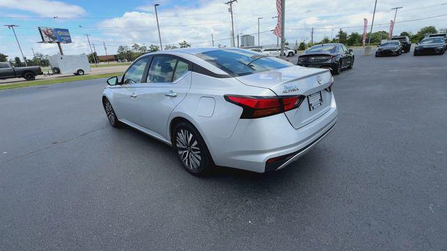 2024 Nissan Altima SV FWD