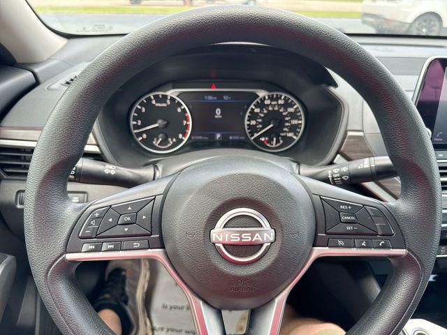 2024 Nissan Altima SV FWD