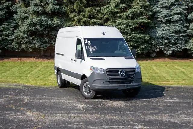 2023 Mercedes-Benz Sprinter 4500 Standard Roof 4-Cyl Diesel HO for sale in Lake Bluff, IL