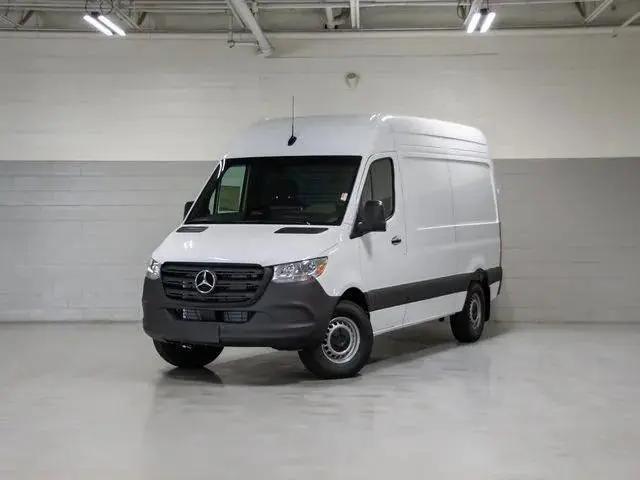 2025 Mercedes-Benz Sprinter 2500 Standard Roof 4-Cyl Diesel for sale in Lake Bluff, IL