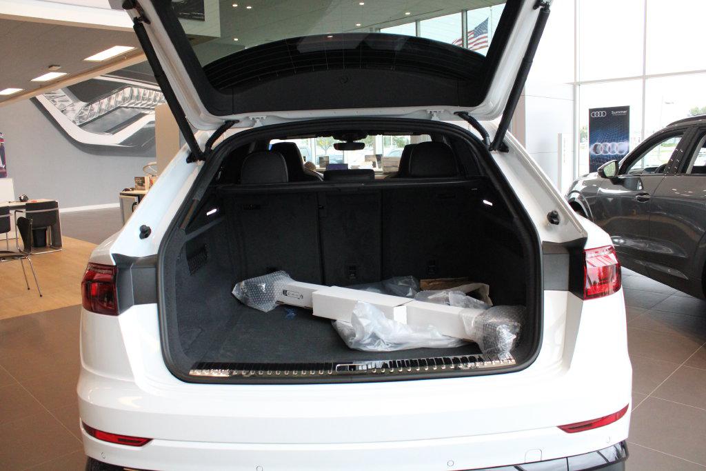 New 2026 Glacier White metallic Audi Prestige image 29