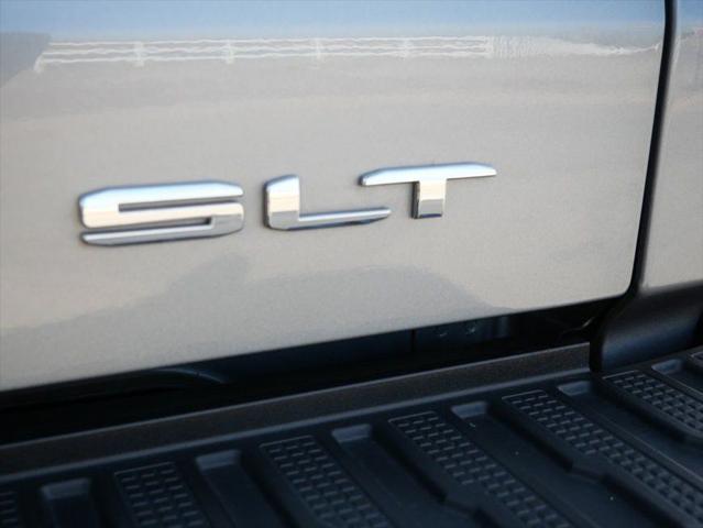 2023 GMC Sierra 1500 4WD Crew Cab Short Box SLT
