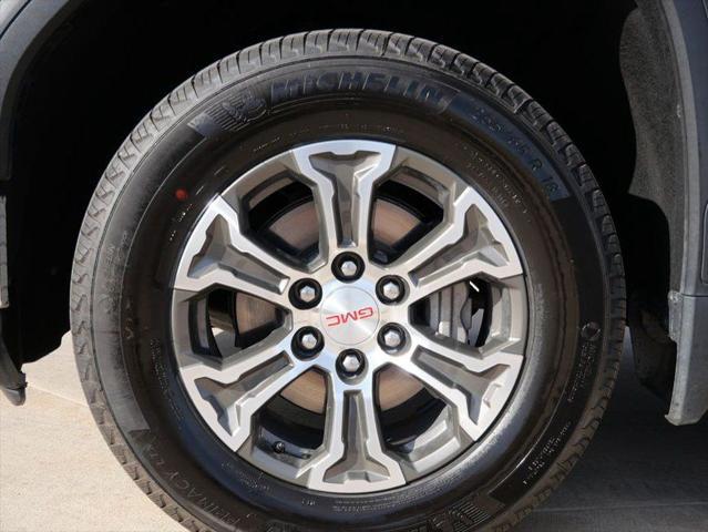 2023 GMC Sierra 1500 4WD Crew Cab Short Box SLT