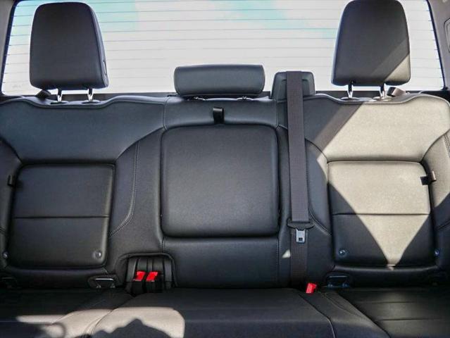 2023 GMC Sierra 1500 4WD Crew Cab Short Box SLT