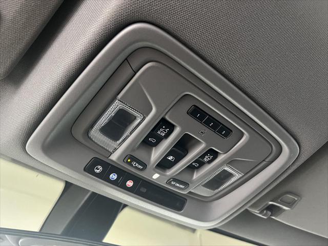 2021 Chevrolet Silverado 1500 4WD Crew Cab Short Bed RST