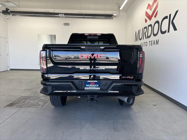 2024 GMC Sierra 2500HD 4WD Crew Cab Standard Bed AT4