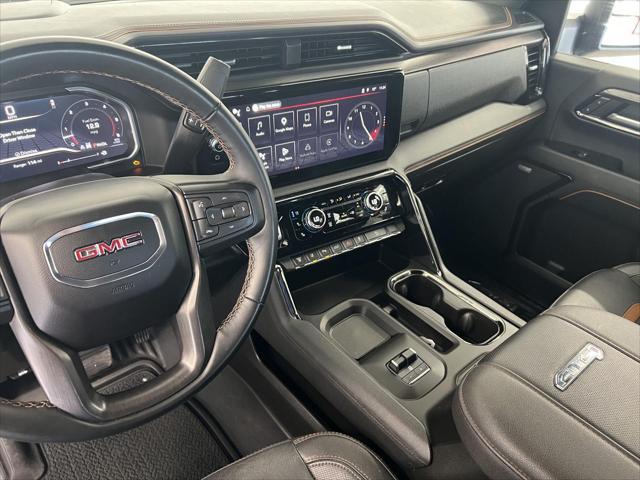 2024 GMC Sierra 2500HD 4WD Crew Cab Standard Bed AT4