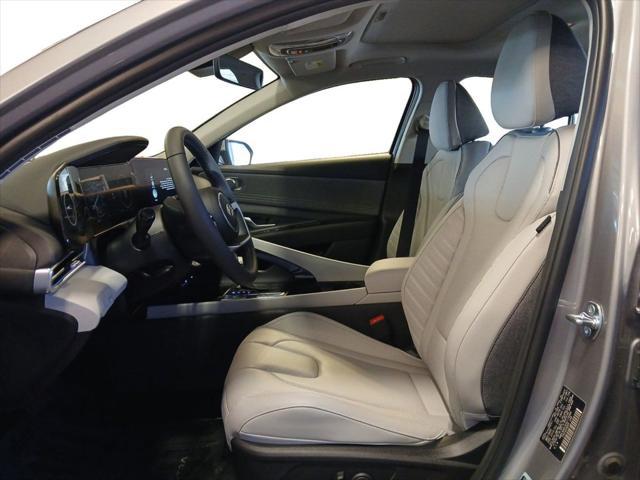 2025 Hyundai Elantra Hybrid Limited