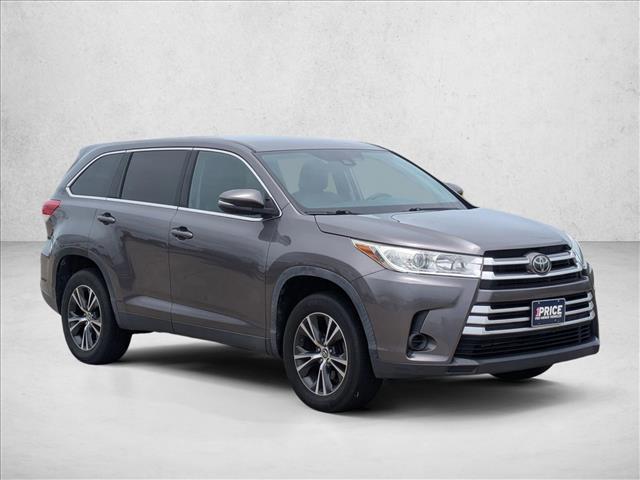2019 Toyota Highlander LE