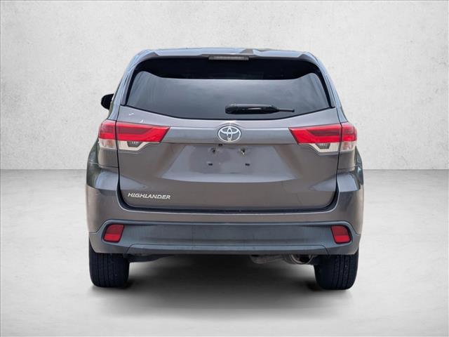 2019 Toyota Highlander LE