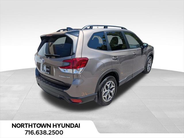 2024 Subaru Forester Premium