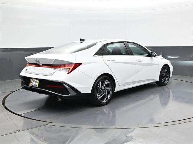 2025 Hyundai Elantra Hybrid Limited