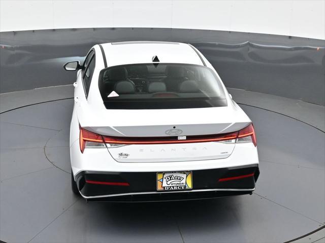 2025 Hyundai Elantra Hybrid Limited