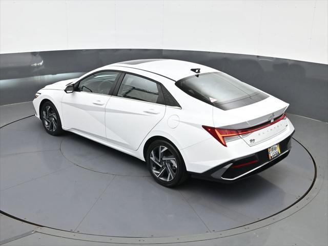 2025 Hyundai Elantra Hybrid Limited