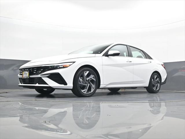 2025 Hyundai Elantra Hybrid Limited