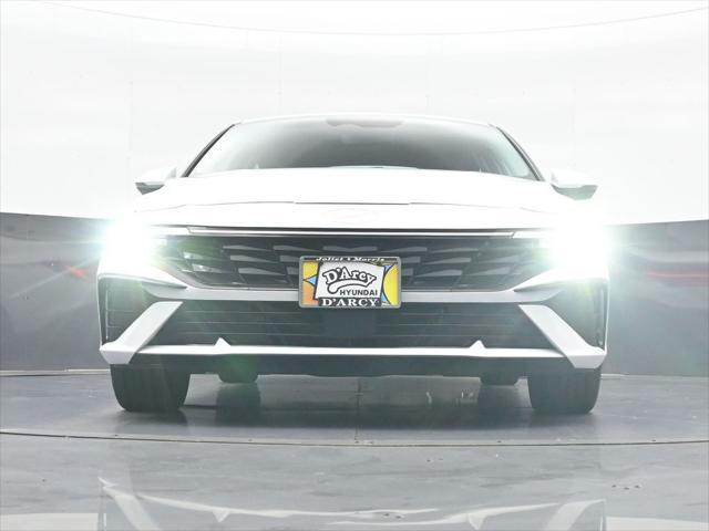 2025 Hyundai Elantra Hybrid Limited