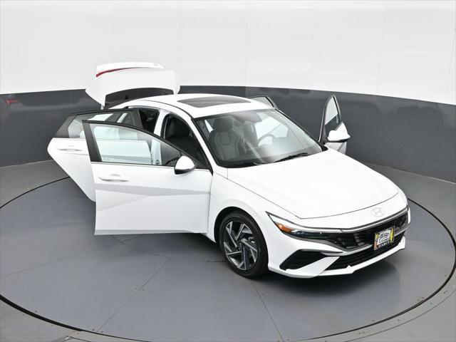 2025 Hyundai Elantra Hybrid Limited