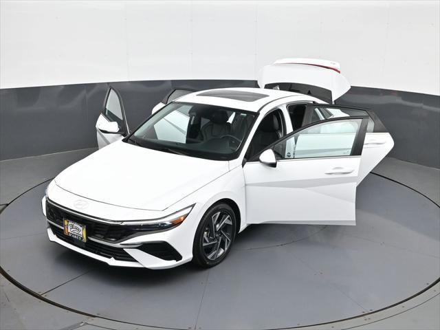 2025 Hyundai Elantra Hybrid Limited