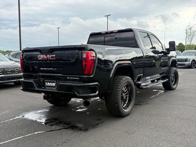 2024 GMC Sierra 2500HD 4WD Crew Cab Standard Bed Denali