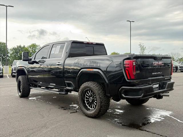 2024 GMC Sierra 2500HD 4WD Crew Cab Standard Bed Denali