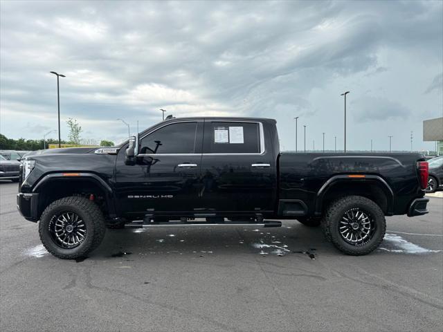 2024 GMC Sierra 2500HD 4WD Crew Cab Standard Bed Denali