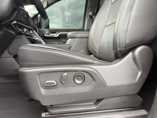 2024 GMC Sierra 2500HD 4WD Crew Cab Standard Bed Denali