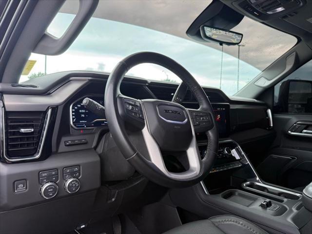 2024 GMC Sierra 2500HD 4WD Crew Cab Standard Bed Denali