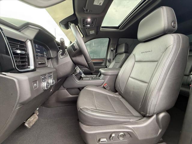 2024 GMC Sierra 2500HD 4WD Crew Cab Standard Bed Denali