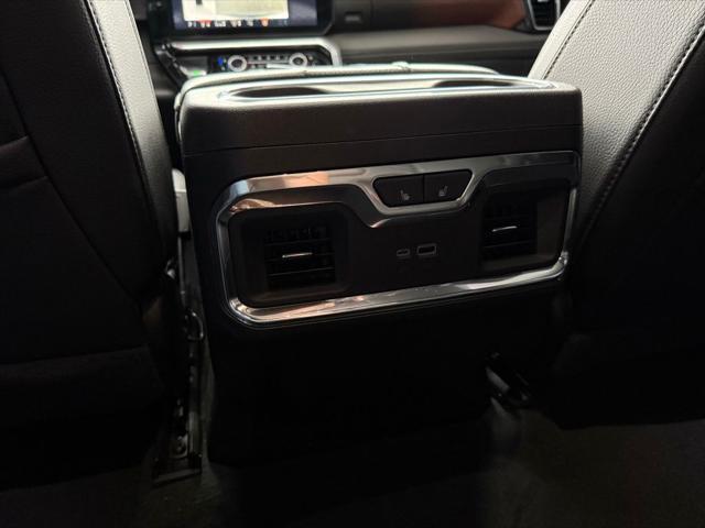 2024 GMC Sierra 2500HD 4WD Crew Cab Standard Bed Denali