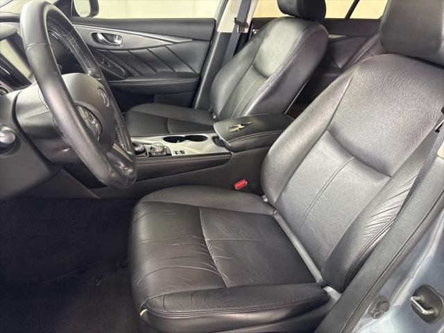 2015 INFINITI Q50 Premium