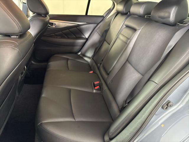 2015 INFINITI Q50 Premium