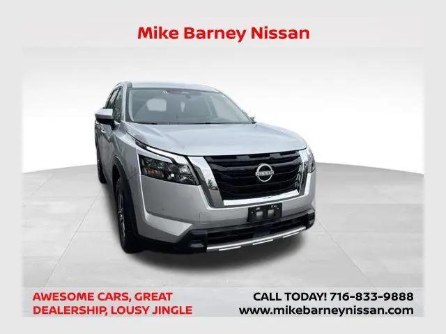 2025 Nissan Pathfinder SL 4WD for sale in Amherst, NY