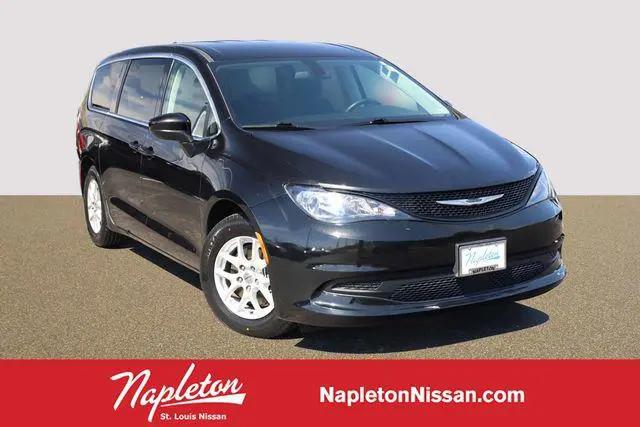2022 Chrysler Voyager LX for sale in St. Louis, MO