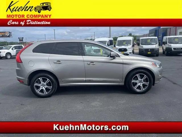 2015 Volvo XC60 T6 Platinum for sale in Rochester, MN