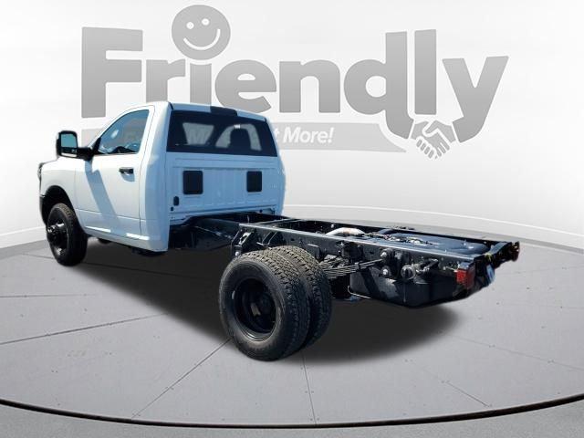 2026 RAM 3500 Chassis RAM 3500 TRADESMAN CHASSIS REGULAR CAB 4X4 60 CA