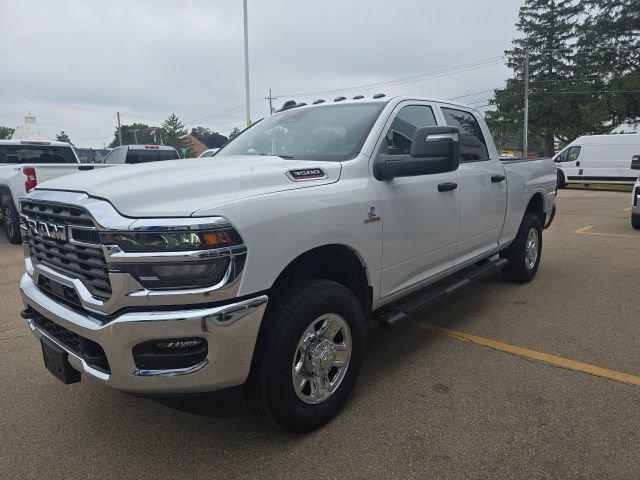 2026 RAM Ram 3500 RAM 3500 TRADESMAN CREW CAB 4X4 64 BOX